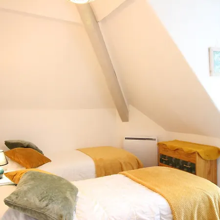 Spacieux T3 La Bourboule, 4 Pers, Proche Thermes Et Commodites - Fr-1-608-284